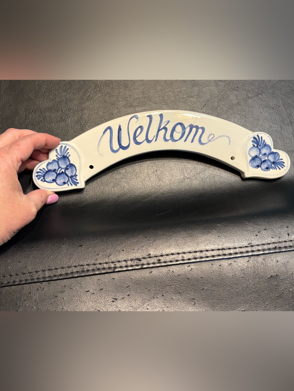 Vintage Hand Painted Delft Blue Ceramic “Welkom” Dutch Welcome Wall Sign